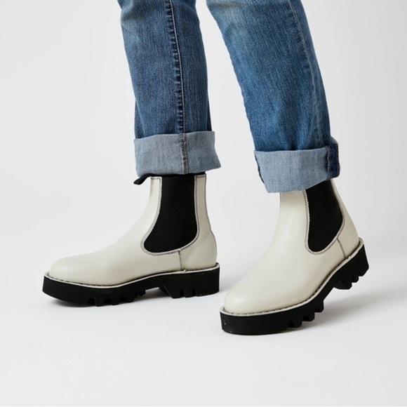 Shoes - Chelsea Boot